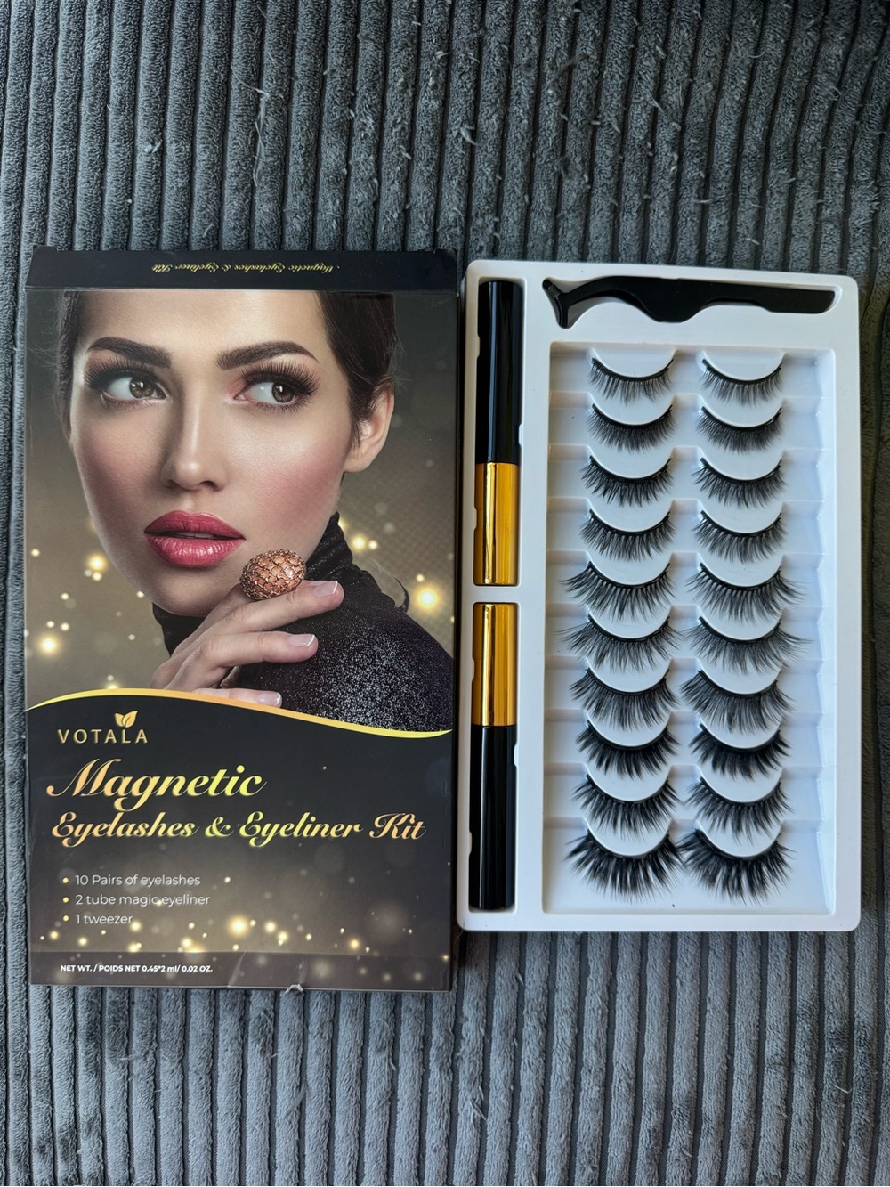 VOTALA Magnetic Eyelashes and Eyeliner Kit 10 Pairs & 2 Eyeliners + Tweezer